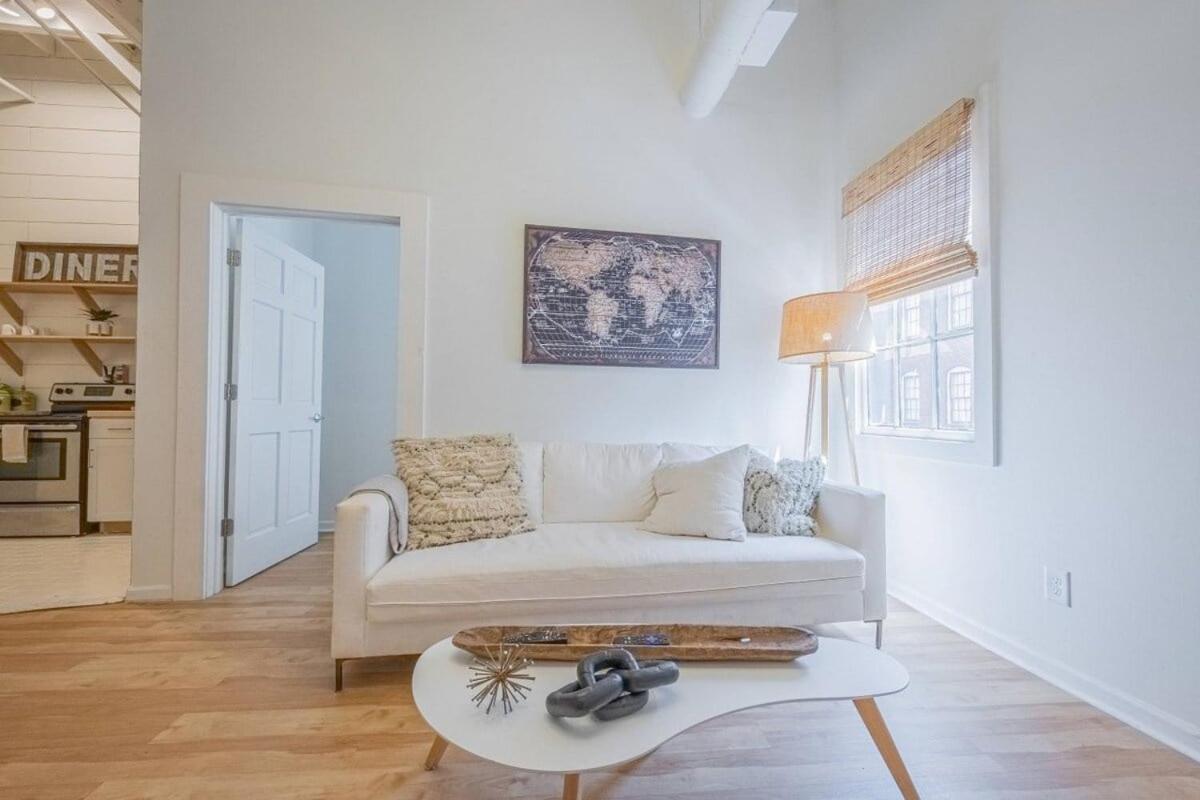 Darlin' Downtown Dawghouse Apartman Athens Kültér fotó