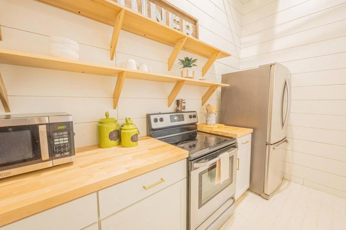 Darlin' Downtown Dawghouse Apartman Athens Kültér fotó